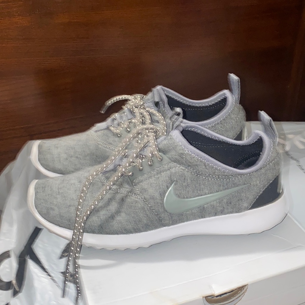 Nike Shoes Womens